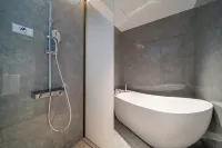 Kai Tu SheLi Hotel Отели рядом с достопримечательностью «Плав Памир»
