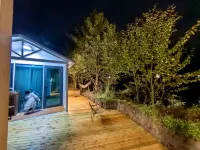 新都橋雲憶山居禪意民宿 新都橋住宿飯店