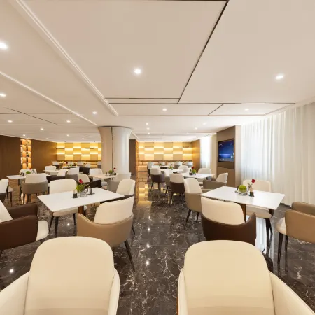 Atour Hotel Lu 'an Jiefang Middle Road Mingzhu Square