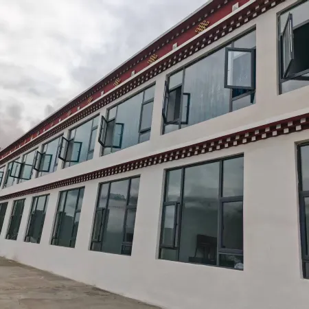 Mainling Taofeng Yinxia Homestay