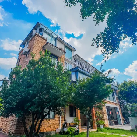 Maitreya Spring · Yishu Courtyard Villa (Huquan Ecological Park Store)