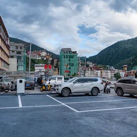 MANYU ·HOTEL（BAIYU )