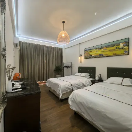 Bazi Hotel