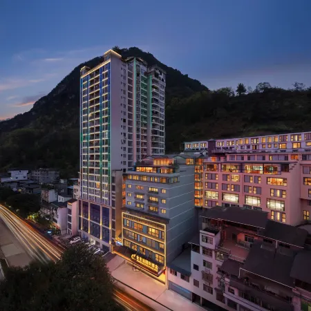 Pengshui Jinhongyuan International Hotel (Liangjiang Square Branch)