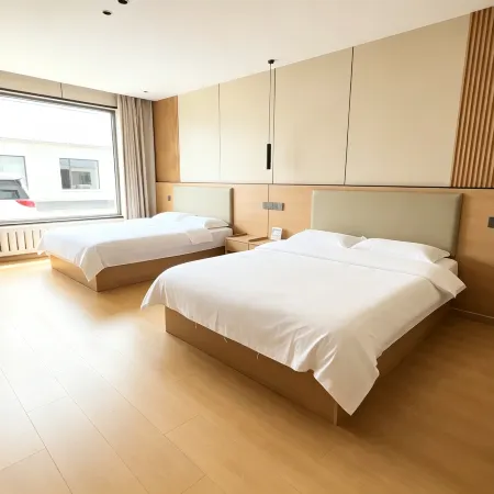 Pan Xiaowei Family Hotel Tianchi Service Area Branch