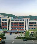 鹽亭雲尚四季酒店（縣政府雲溪實驗中學店） - 3星級