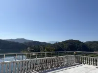 Yinghu Shiguang Homestay (Yinghu Scenic Area South Gate Parking Lot) - Mountain view