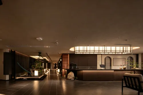 Narrhalf Sanctum · Shijiantang High‑Rise Design Hotel (Jiaxiu Tower, Minsheng Road, Guiyang) - ที่มีบาร์