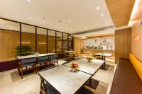 HanTing Premium Hotel (Xining Dashizi)