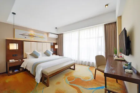 Rongjusheng Hotel Отели рядом с достопримечательностью «Beihaihaijing Square»