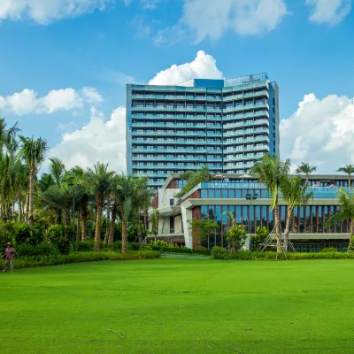 Renaissance Haikou Hotels near Mission Hills Huayi Brothers Feng Xiaogang Movie Town
