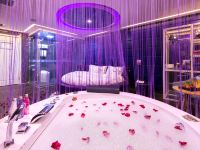 香格里拉泊恋氧吧主题酒店 - 紫色浪漫大床房