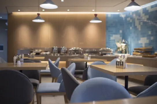 Homeinn · neo (Linyi Passenger Transport Center)