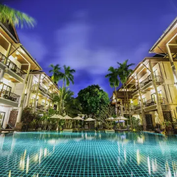 Navatara Phuket Resort Отели рядом с достопримечательностью «Мыс Промхтеп»