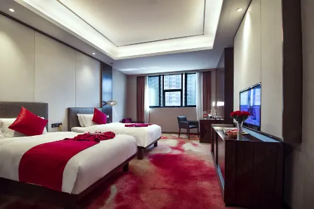 Wanshanhong Hotel (Tongren No.6 Middle School Gymnasium Branch) Отели рядом с достопримечательностью «Ming Paradise»