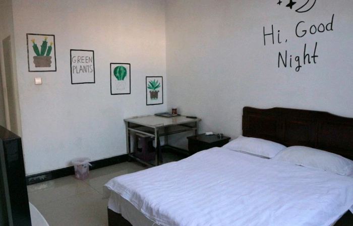 Mojiang Yueguang Hotel