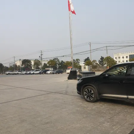 Bin Jiang International Hotel