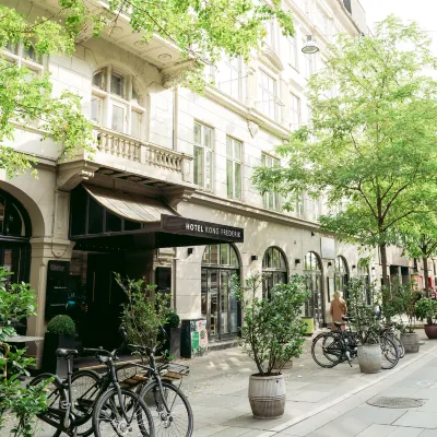 Hotel Bella Grande Hotels near Frederik's Church