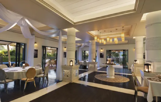 Fairmont the Palm Отели рядом с достопримечательностью «Пальма Джумейра»