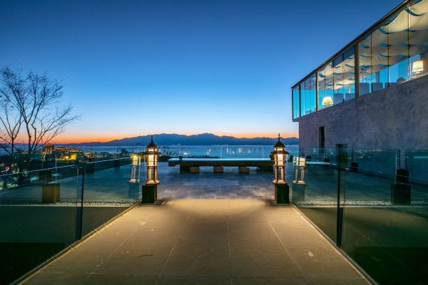 抚仙湖同尘院湖景温泉酒店