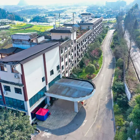 Guifeng Hotel Zhenfeng