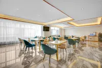 โรงแรมซีซัน - พร้อมอาหารเช้า