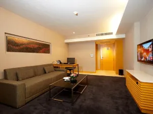 Lao Plaza Hotel