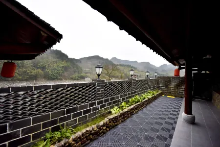 Zhangjiajie Mong Kok Inn