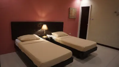 Urbantel Hotel Các khách sạn gần CHARIOTS OF FIRE MISSIONS School of Ministry and Living Word Church