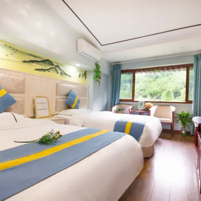 Liangyuan Homestay (Qingcheng Houshan) Hotels near Rear Mt.Qingcheng