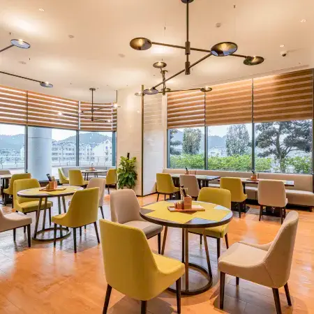 Holiday Inn ONE THOUSAND ISLAND LAKE by IHG