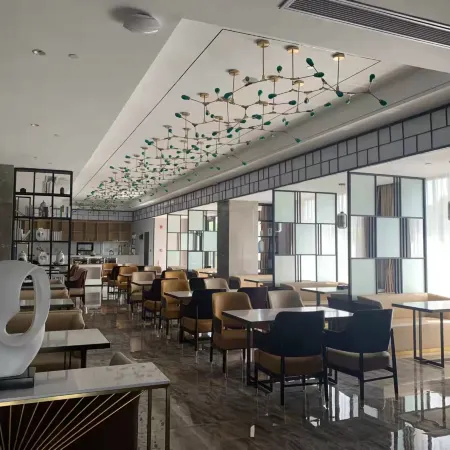 Kelly Hotel (Zhijiang Seven Star Plaza International Trade Shop)