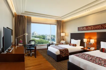 Crowne Plaza Gurgaon Отели рядом с достопримечательностью «Leisure Valley Rd»