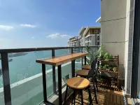 Yu · Seascape Home stay (Haihua Island) Hotels in Danzhou