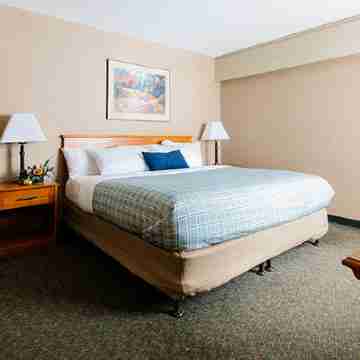 Lobstick Lodge Rooms