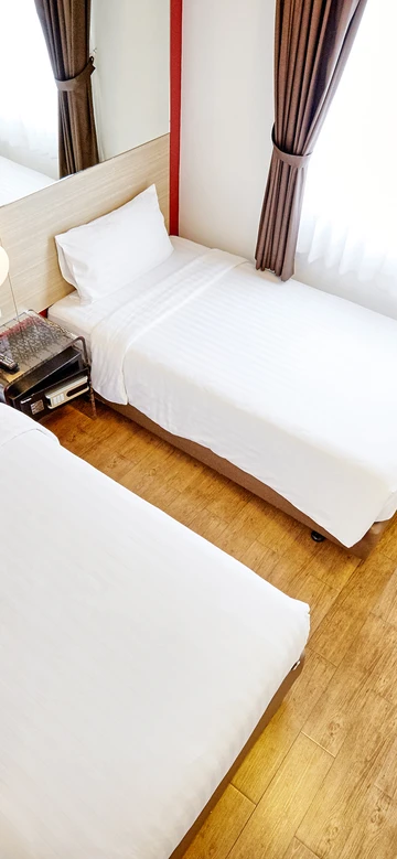 รูปภาพของอีซี่แพลนเนต พัทยา