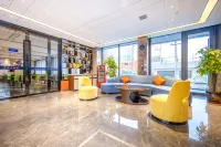 Super 8 Collection Hotel (Lanzhou Railway Station Hongxingxiang Subway Station)