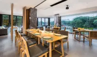 Global Village Elegant Lijiang Hotel (Guilin Two Rivers and Four Lakes Xiangbishan Branch)