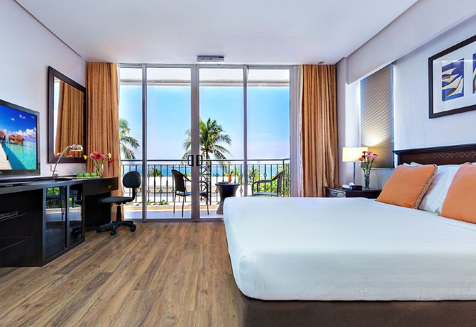 Urbanica The Meridian HotelOver view