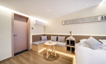 Jiuhuashan Roushenbaodian Yunshang Homestay