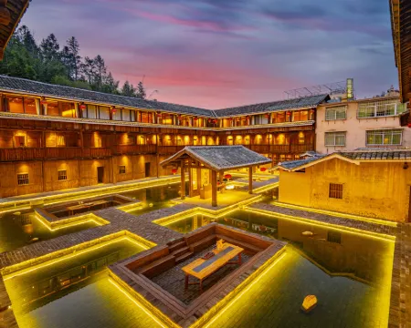 Yongding Earth Building Duilu · Shengheng Building World Heritage Home Stay Hoteles en Longyan