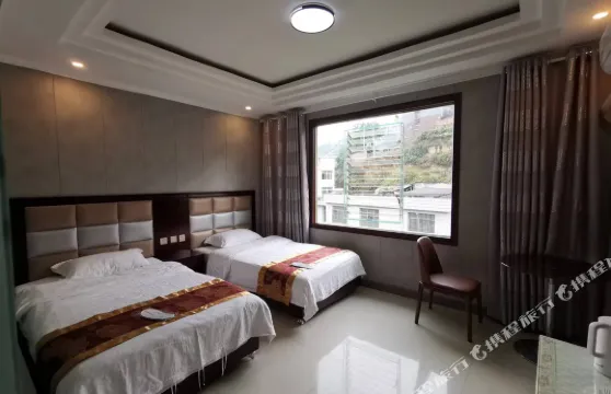 普格縣城北商務賓館