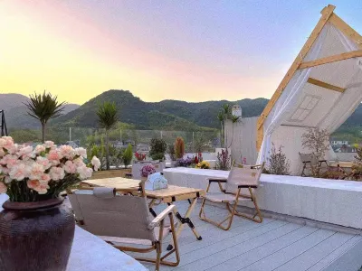 Meet · Moganshan boutique 모간산 관광지 주변 호텔