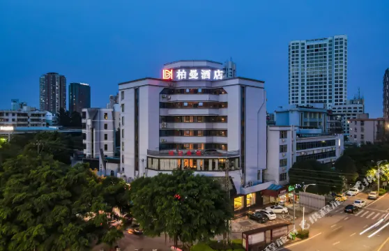 柏曼酒店（防城港跨海大橋店）