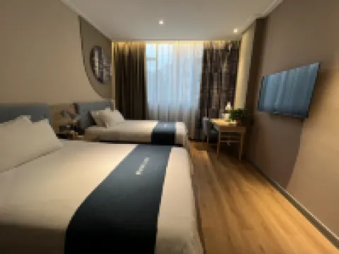 BTG 홈인 페블 호텔 (탕인 상이 플라자 런민 로드)