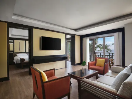 Phuket Marriott Resort & Spa, Merlin Beach