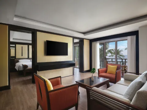 สวีทขนาดใหญ่ 1 ห้องนอน เตียงคิงไซส์ 1 เตียง วิวทะเล อ่างน้ำวน