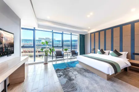 Quankai Business Hotel (Hefei Feidong Longtang East China Building Materials Center Store) Отели рядом с достопримечательностью «Hefei Longxi Zoo»