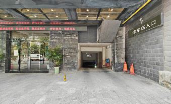 Manzhou International Hotel (Jishou Xindihao Branch)