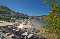 Maestral Resort & Casino - 5-Star